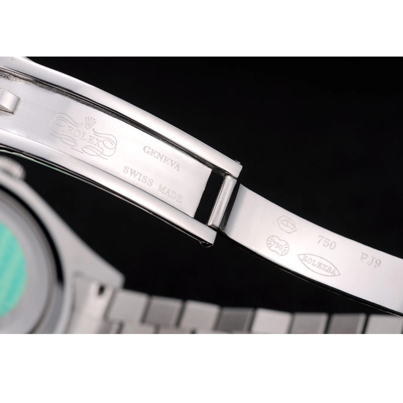 Aaa replica watch Bezel Ribbed DayDate Steel Dial Silver 41976 Rolex Stainless 0806